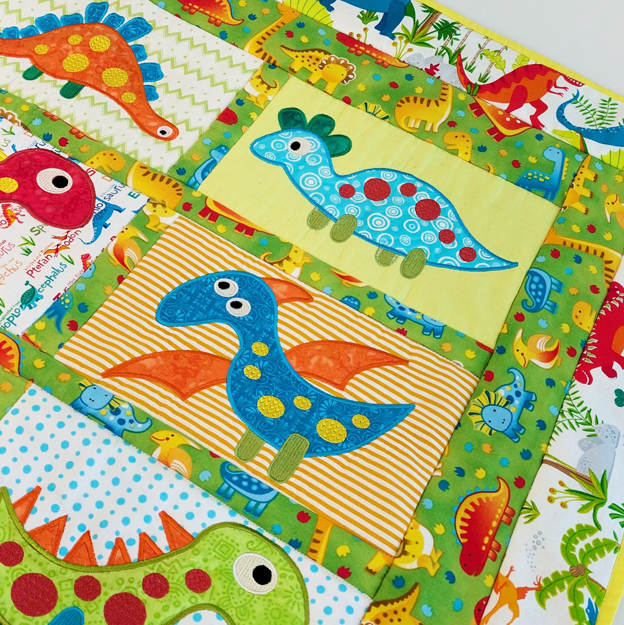 Dinosaur quilt 5x7 6x10 8x12 In the hoop machine embroidery designs
