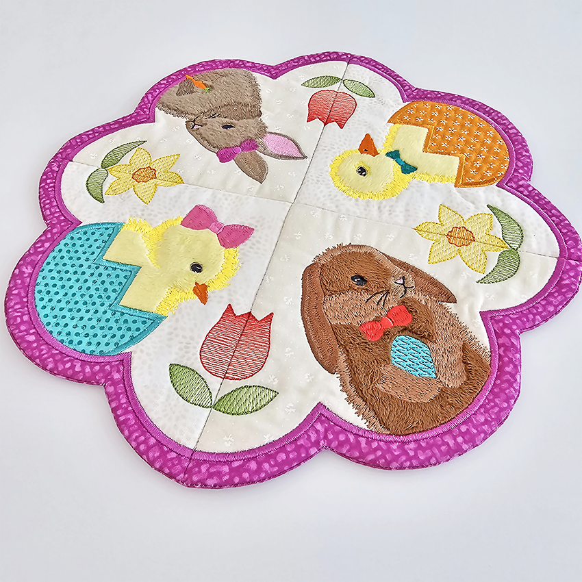 Easter animals, table centre, centrepiece, in the hoop, machine embroidery, rabbits, chicks, eggs