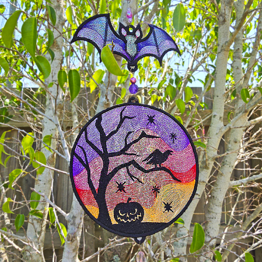 FSL Halloween Scene Hanger in nature bat and pumpkin