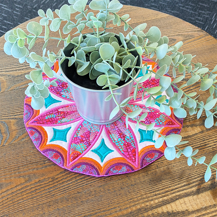 Geometric Flower Table Centre