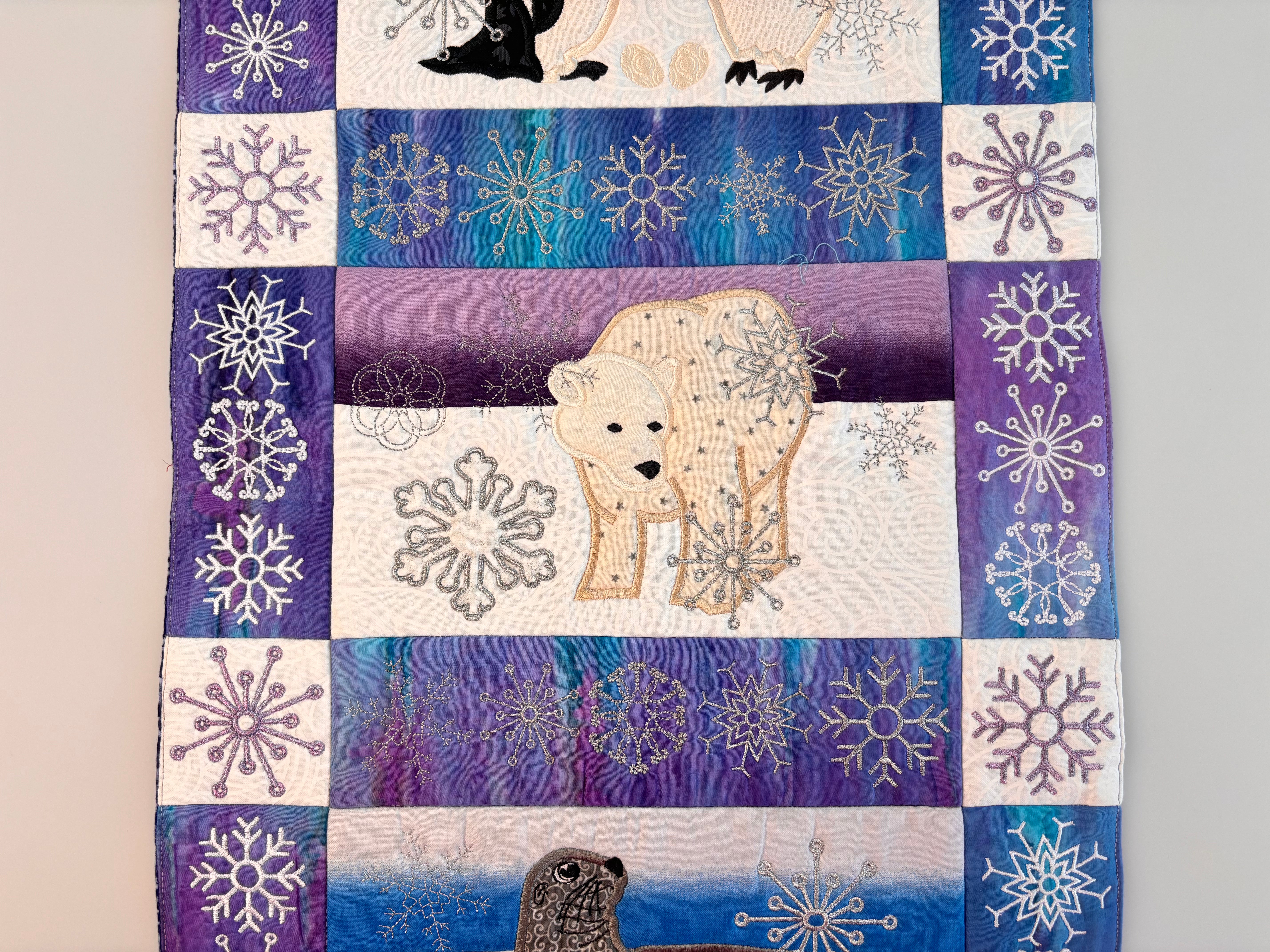 Snowflakes and Animals Quilt Block and Table Runner 6x10 8x12