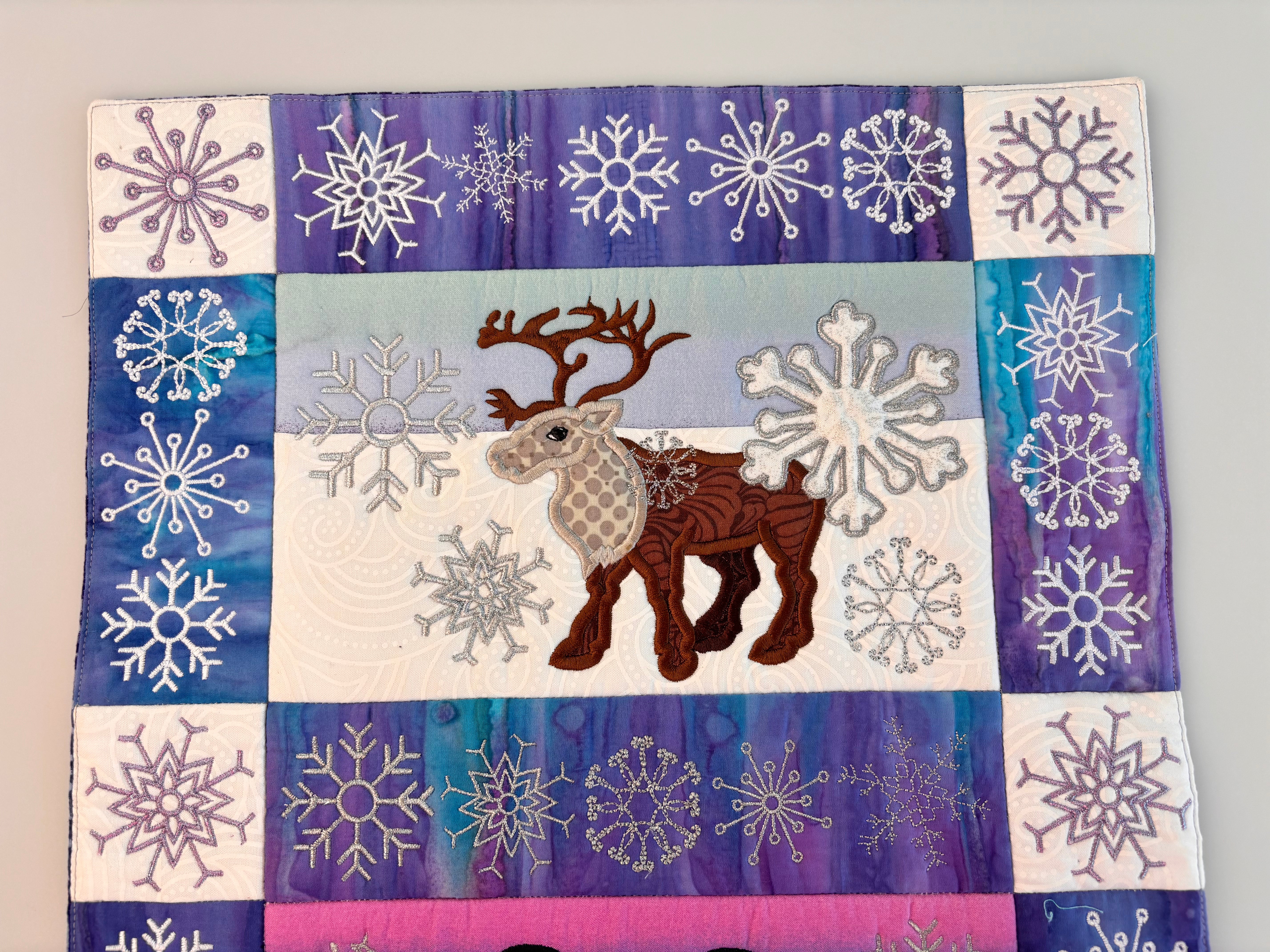 Snowflakes and Animals Quilt Block and Table Runner 6x10 8x12