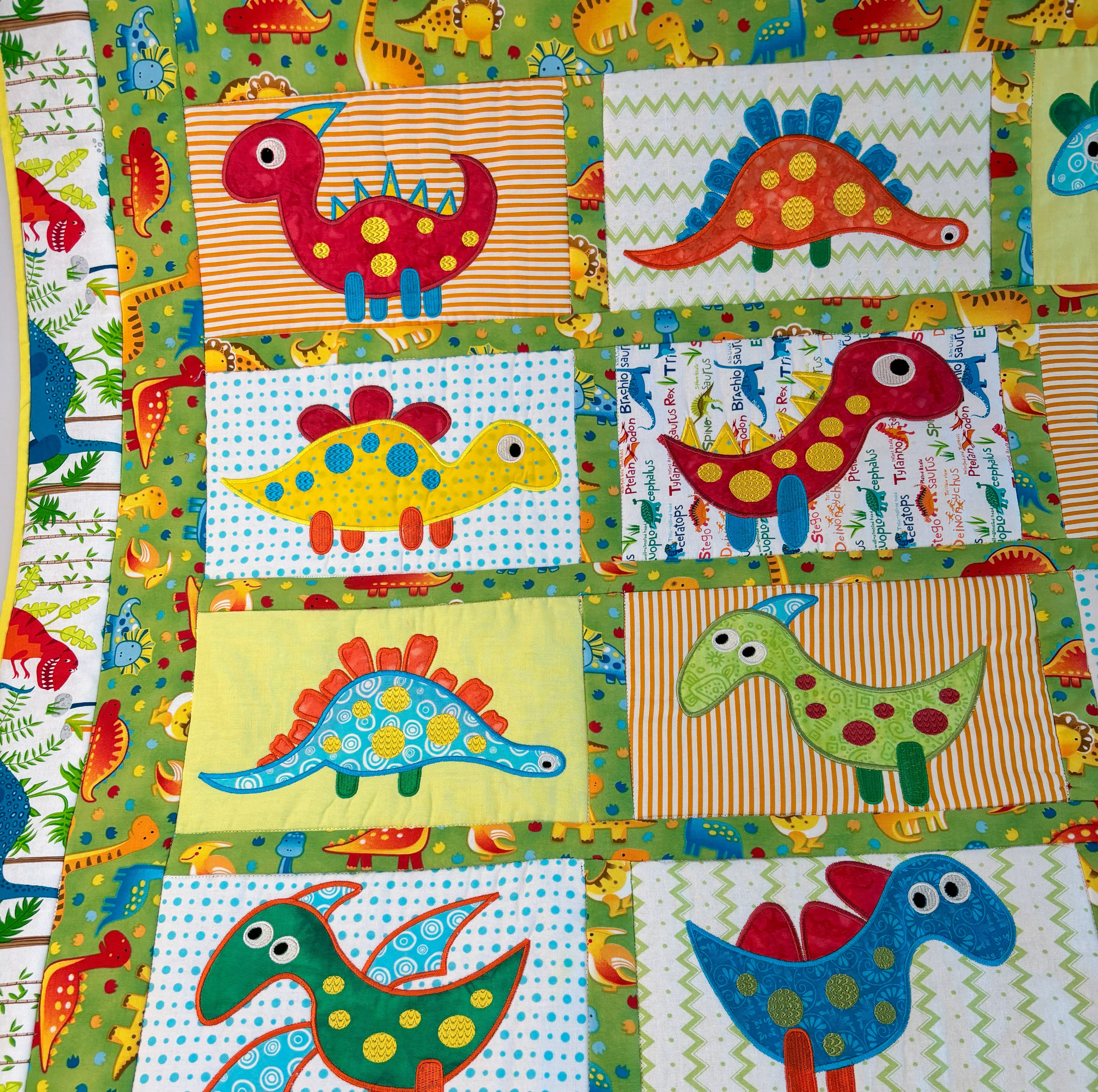 Dinosaur quilt 5x7 6x10 8x12