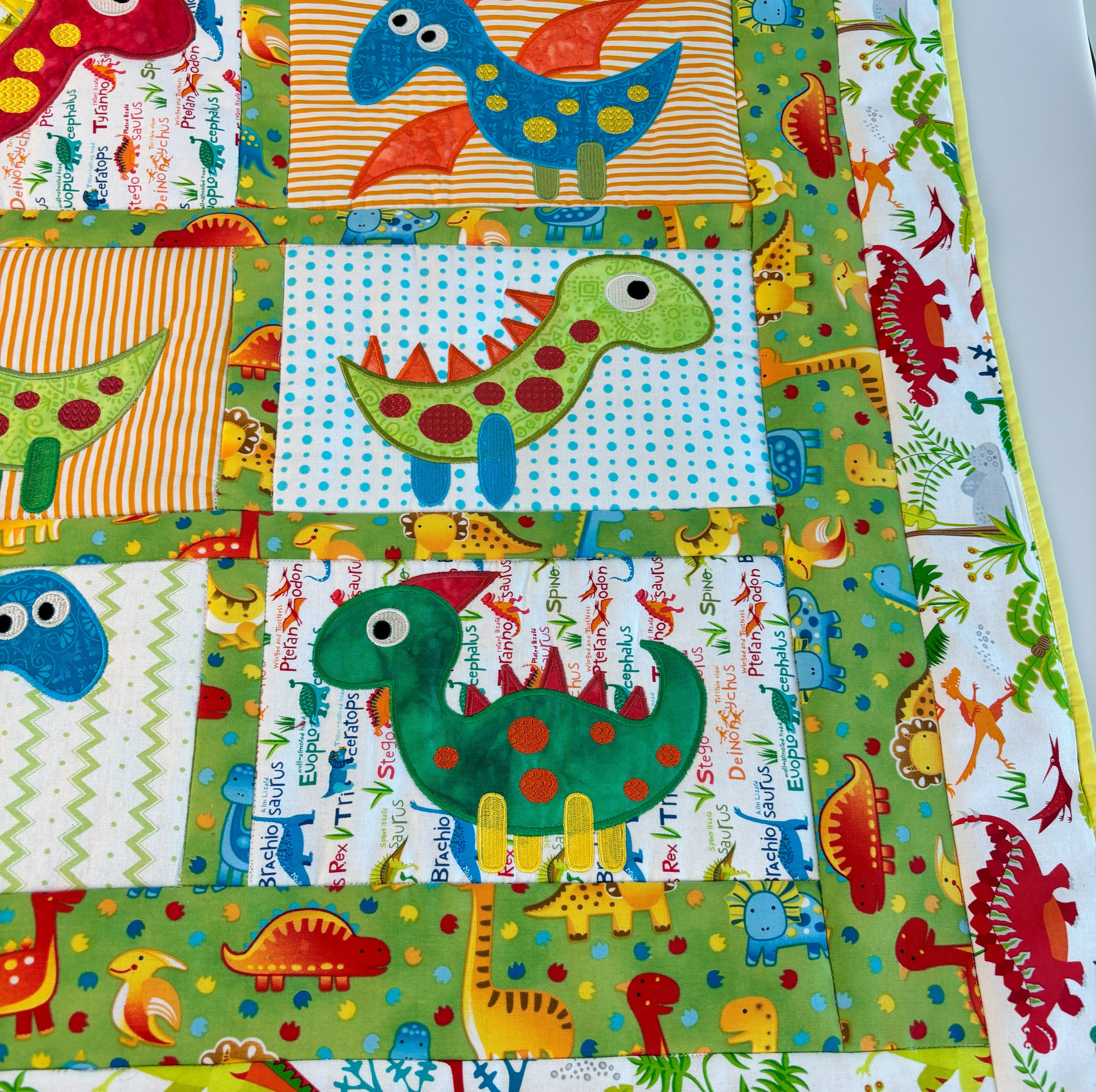 Dinosaur quilt 5x7 6x10 8x12