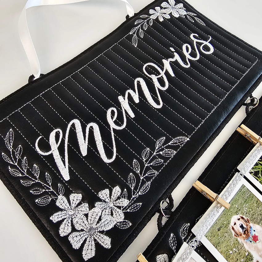 keepsake hanger ith design memories