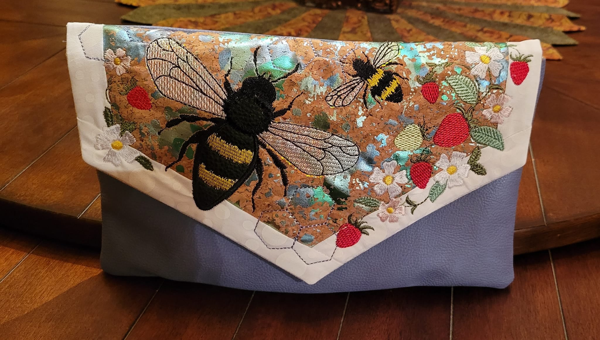 Summer Bee Clutch 5x7 6x10 7x12