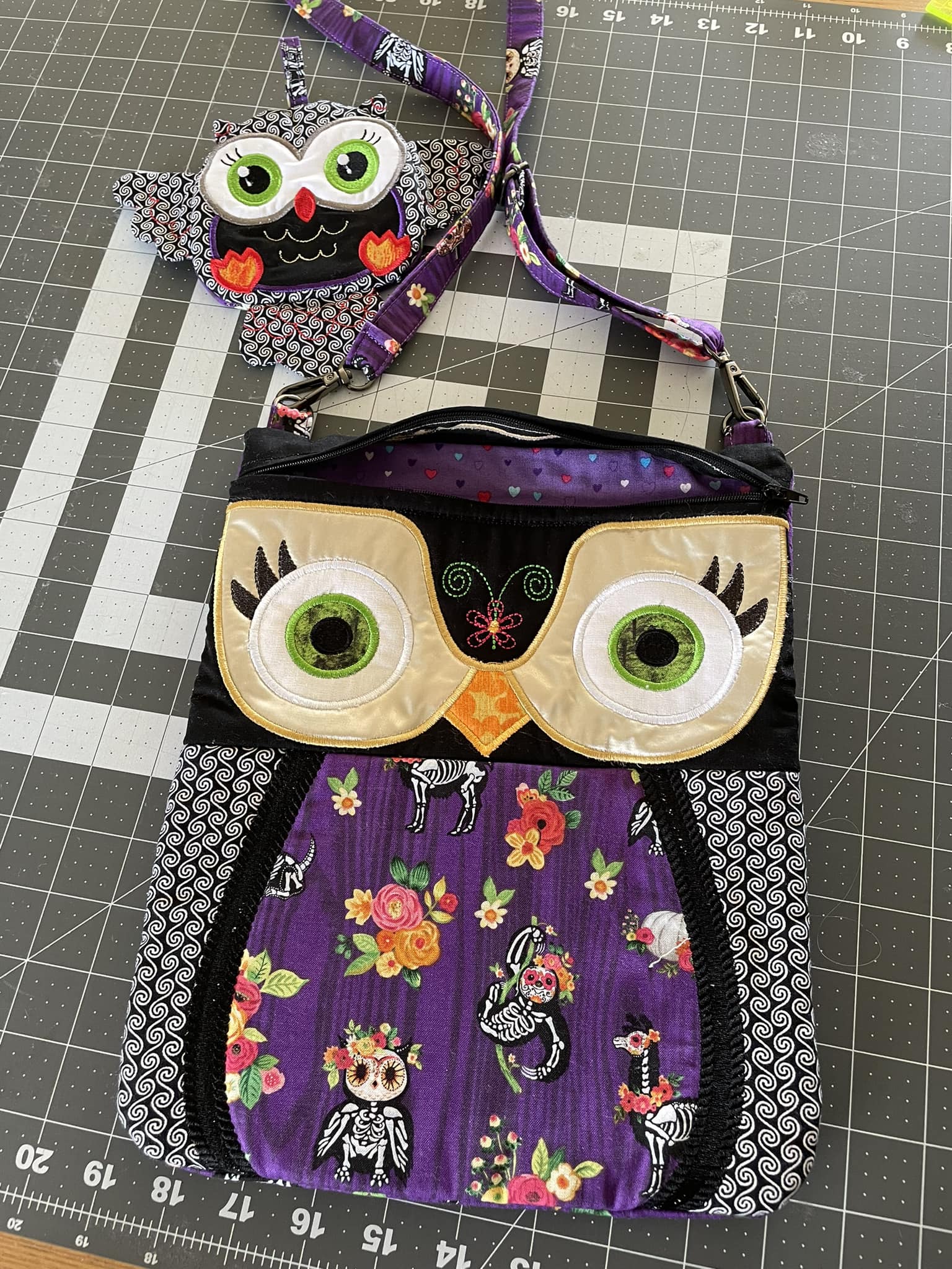 Owl Shoulder Bag 5x7 6x10 7x12 9.5x14