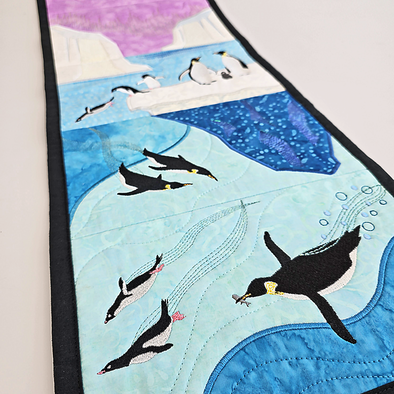 Penguin Scene Hanger