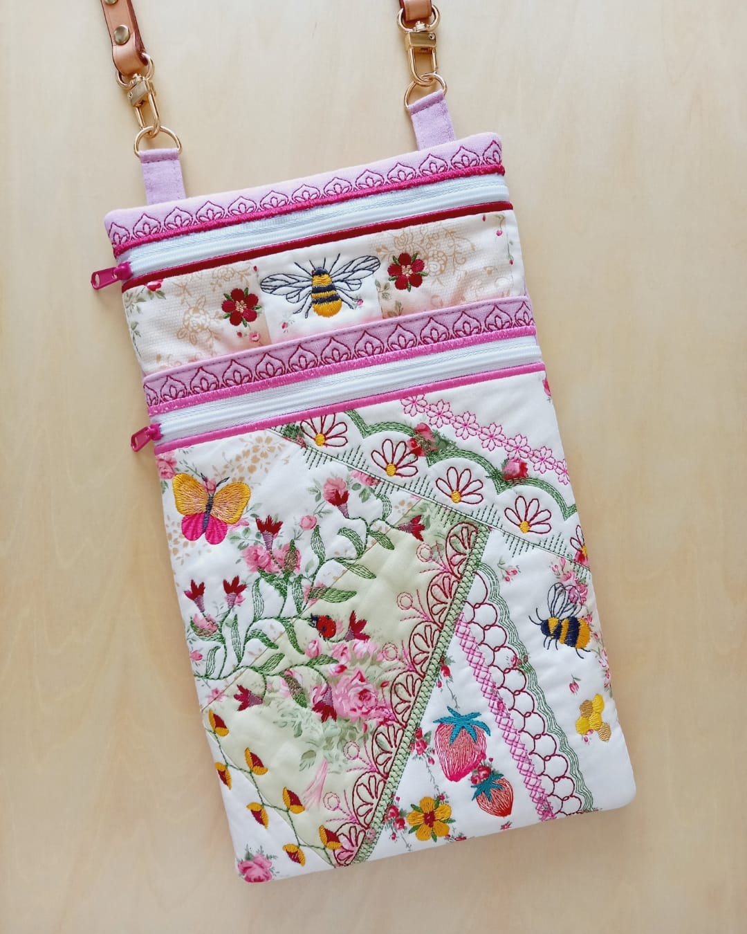 Patch Purses Pretty Patch Purse In The Hoop Machine Embroidery Design ITH