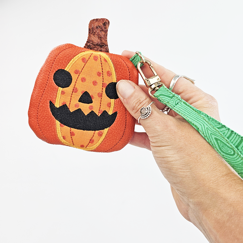 Jack-o-lantern Zipper purse machine embroidery design