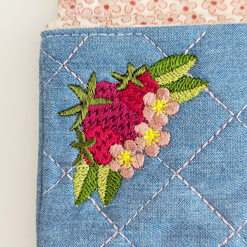 Raspberry Glasses Case