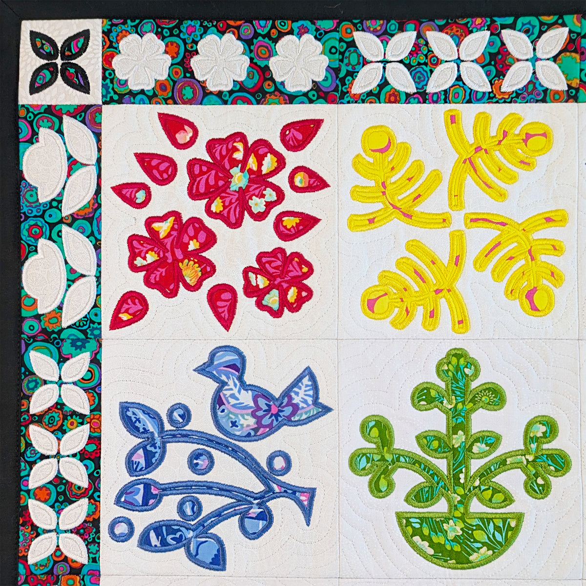 Stark Contrast Quilt In the hoop machine embroidery designs