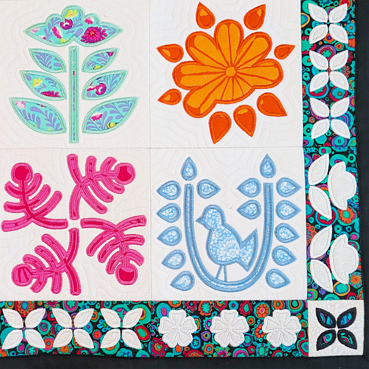 Stark Contrast Quilt In the hoop machine embroidery designs