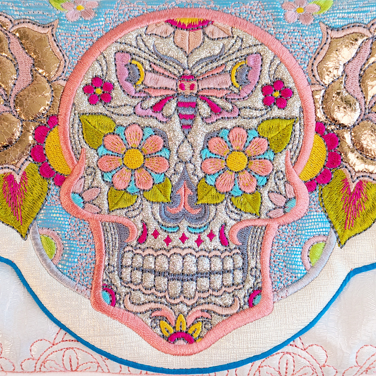 Sugar Skull Clutch with Zipper In the hoop machine embroidery designs