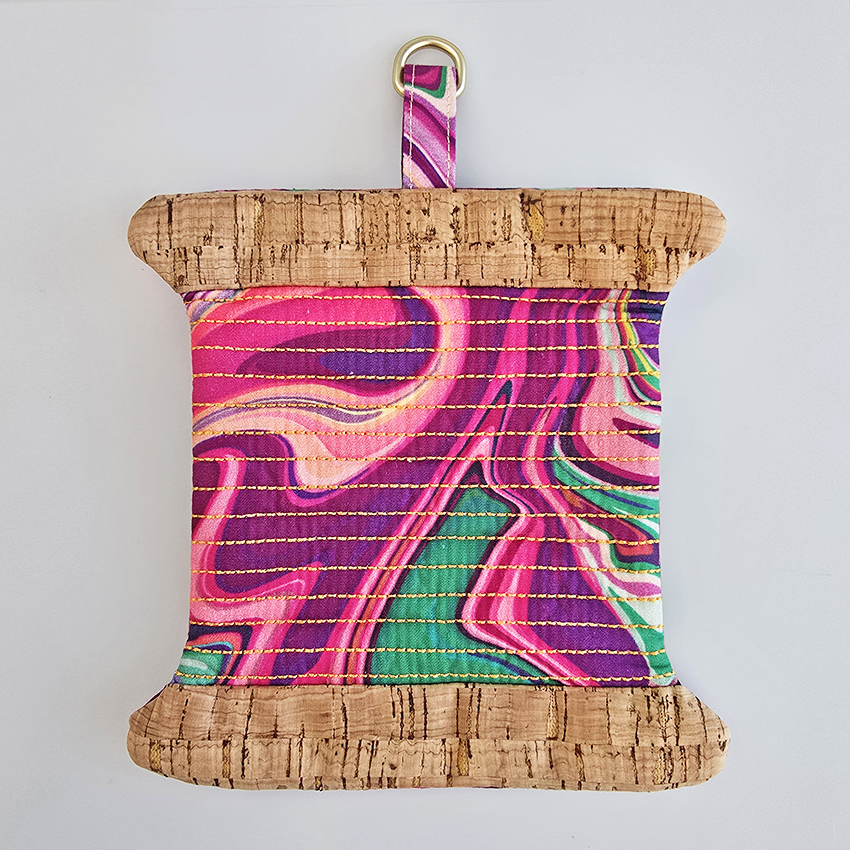 Thread Spool Zipper Purse In the hoop machine embroidery designs