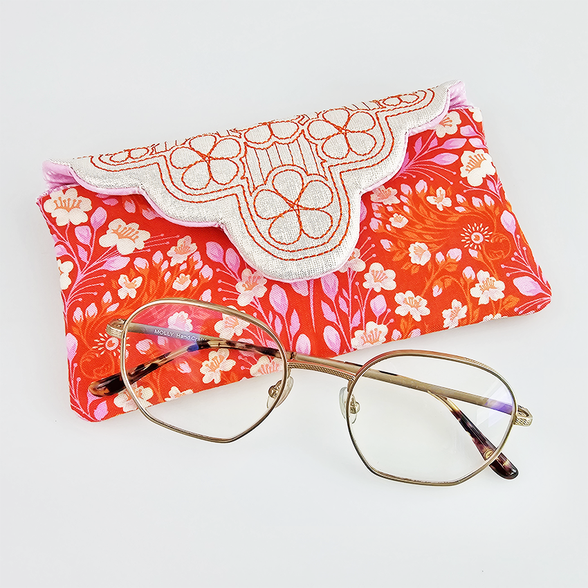 Trapunto Embroidered Glasses Case