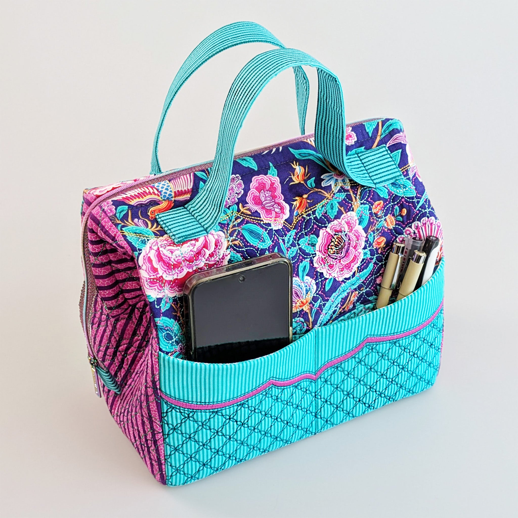 Utility Tote In the hoop machine embroidery designs