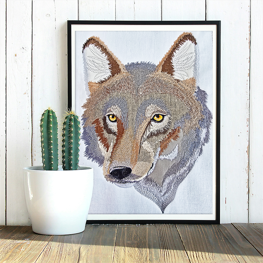 Wolf Embroidery Applique