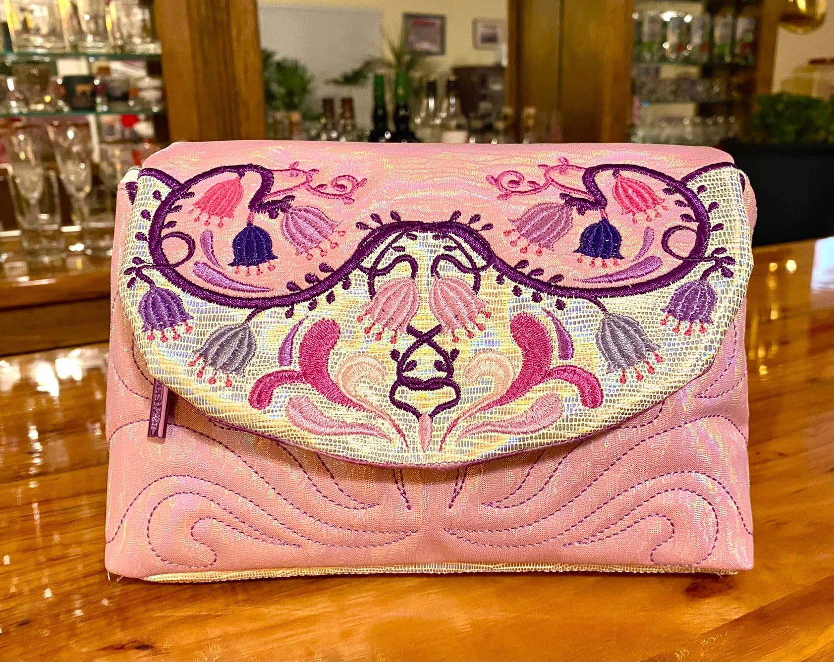 Makeup Brush Cosmetic Bag 7x12 - Sweet Pea In The Hoop Machine Embroidery Design