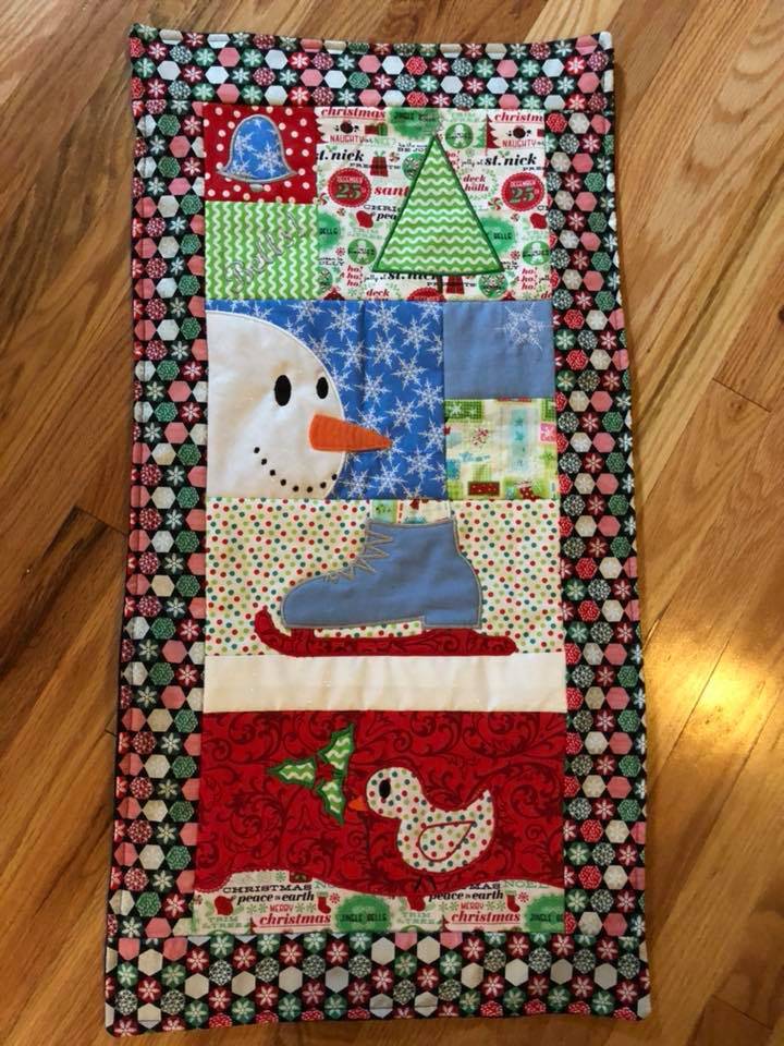 Jingle Bells Quilt Blocks and Table Runner 5x7 6x10 7x12 9.5x14 - Sweet Pea