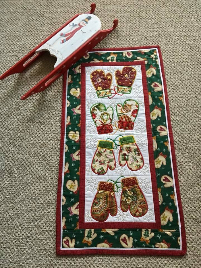 Mittens Quilt Pattern Embroidery Patterns - Mittens Quilt Blocks & Table Runner