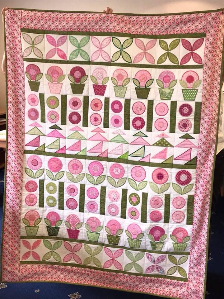 Flower Pot Quilt 5x7 6x10 and 7x12 - Sweet Pea