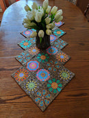 Abstract Flowers Table Runner 4x4 5x5 6x6 - Sweet Pea