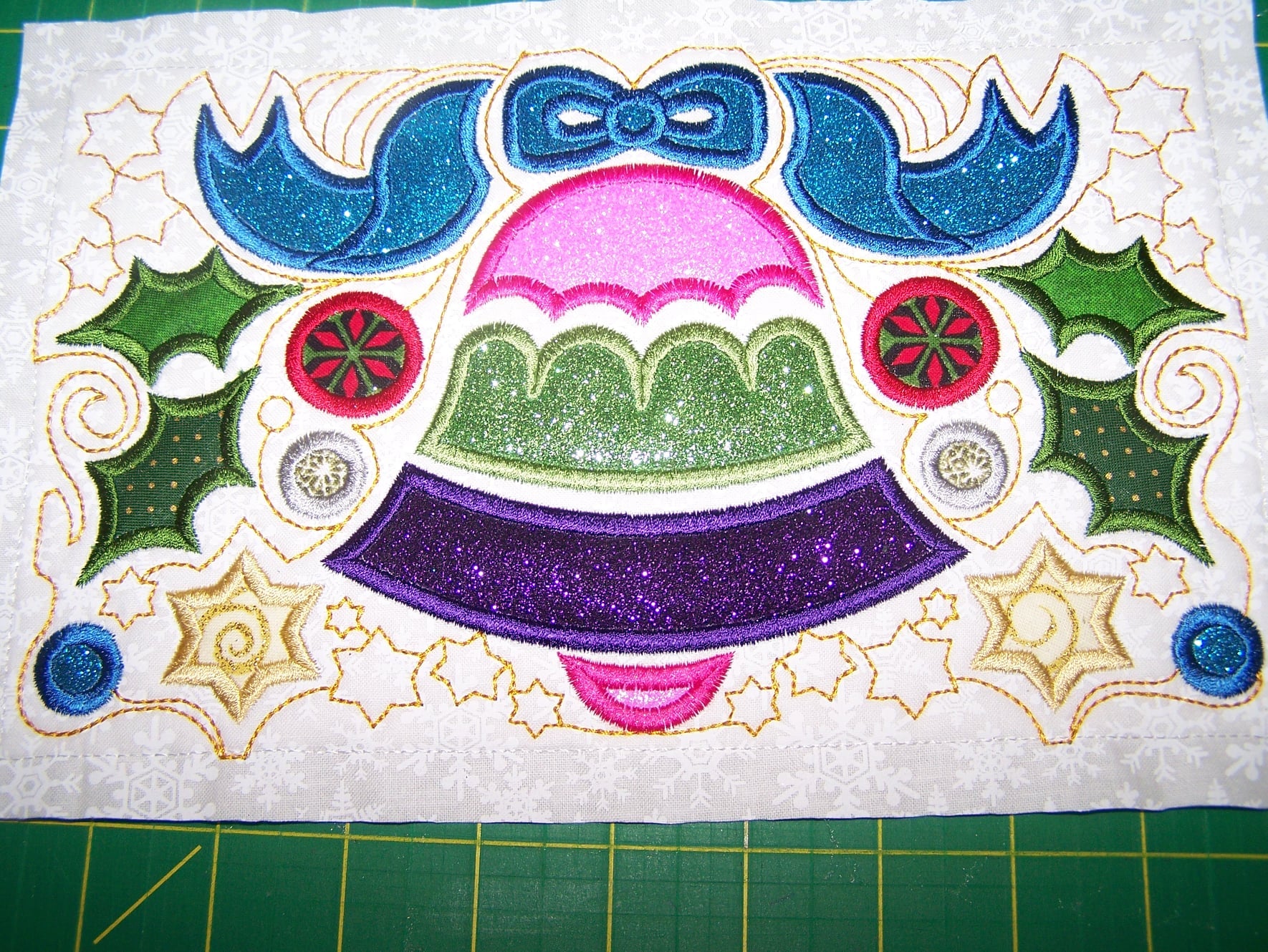 BOW Christmas Wonder Mystery Quilt Block 1 - Sweet Pea Australia In the hoop machine embroidery designs. in the hoop project, in the hoop embroidery designs, craft in the hoop project, diy in the hoop project, diy craft in the hoop project, in the hoop embroidery patterns, design in the hoop patterns, embroidery designs for in the hoop embroidery projects, best in the hoop machine embroidery designs perfect for all hoops and embroidery machines