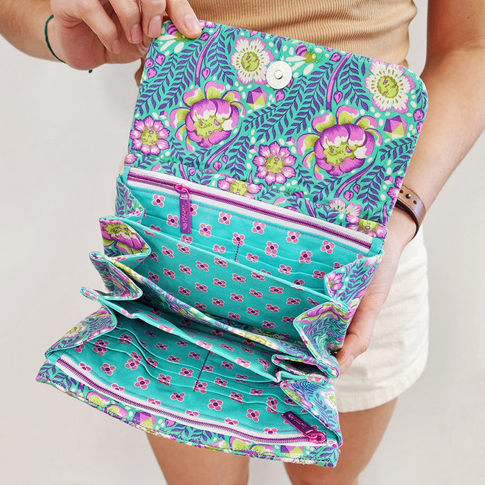 In The Hoop Embroidery Designs - Quintessential Wallet