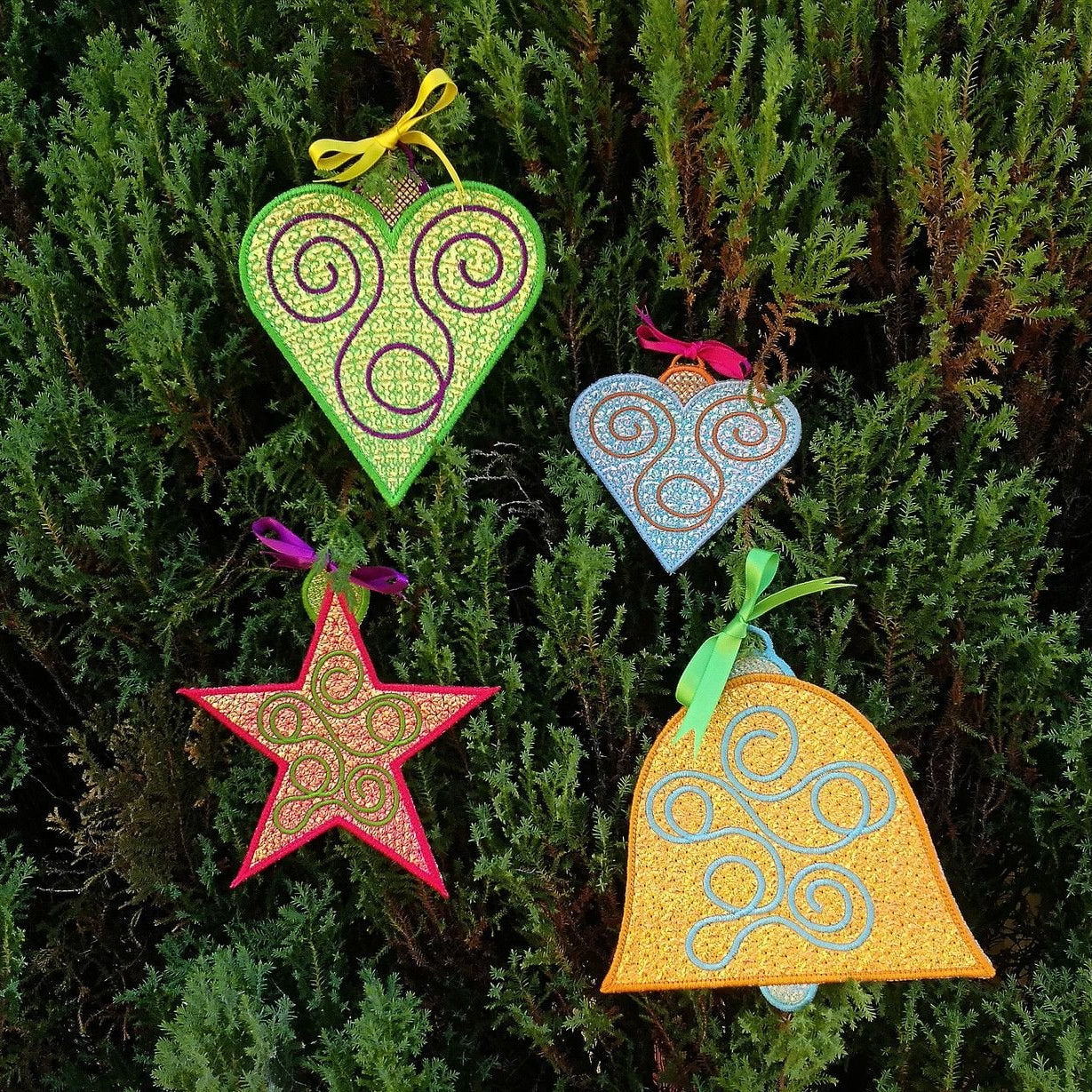 Mylar Christmas Heart, Star and Bell Ornaments 4x4 5x5 6x6 - Sweet Pea Australia In the hoop machine embroidery designs. in the hoop project, in the hoop embroidery designs, craft in the hoop project, diy in the hoop project, diy craft in the hoop project, in the hoop embroidery patterns, design in the hoop patterns, embroidery designs for in the hoop embroidery projects, best in the hoop machine embroidery designs perfect for all hoops and embroidery machines