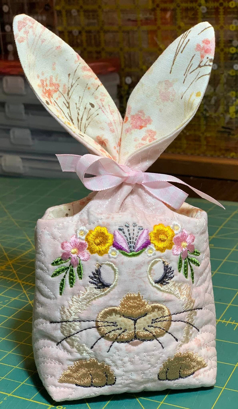 Daisy Garden Embroidered Jute Bag – QuinceFables