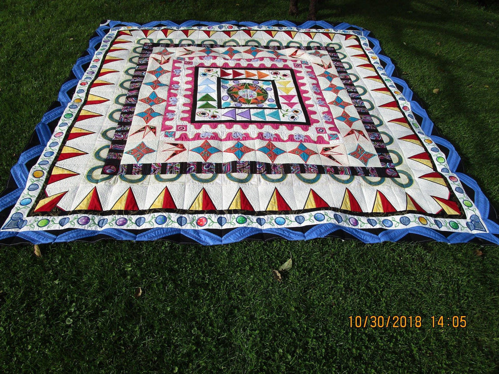 Medallion quilt in the hoop machine embroidery design ITH