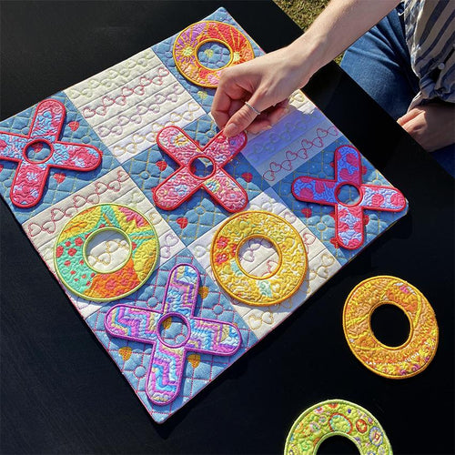 Hugs & Kisses Roll-Up Game