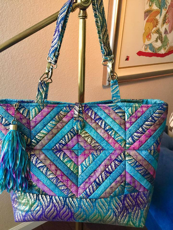 Designer Handbag Diagonal Pattern Diagonal stripe tote bag in the hoop machine embroidery design ITH